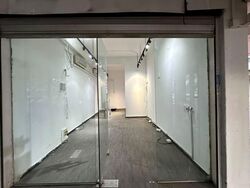 Ang Mo Kio Avenue 6 (D20), Shop House #589749251